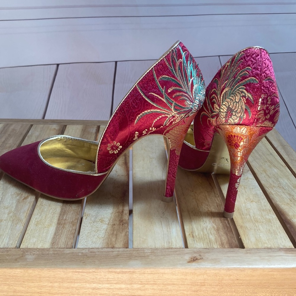 ⭐️ 2/20$ NWOT Aldo Asian inspired heels 👠